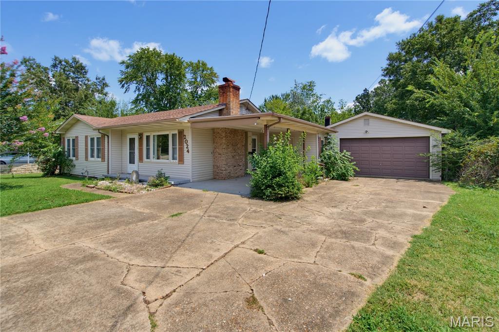 1st image of 2024 N 14th St, Poplar Bluff, MO 63901 | MLS# MIS26045164