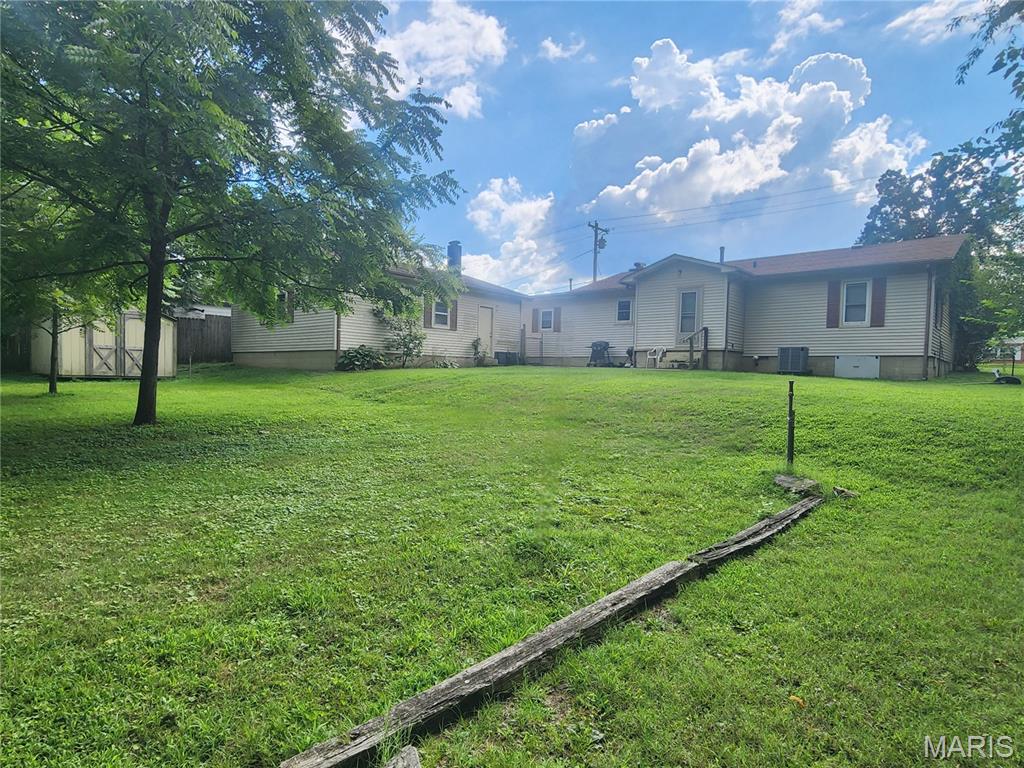 24th image of 2024 N 14th St, Poplar Bluff, MO 63901 | MLS# MIS26045164