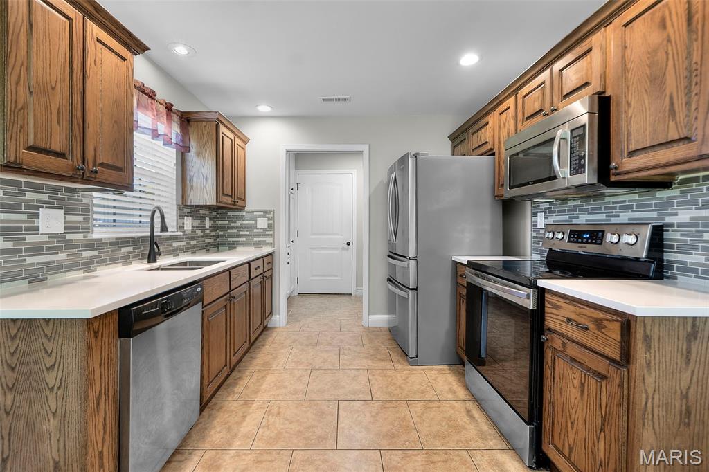 3rd image of 361 Arbor Cir, Jackson, MO 63755 | MLS# MIS26045187