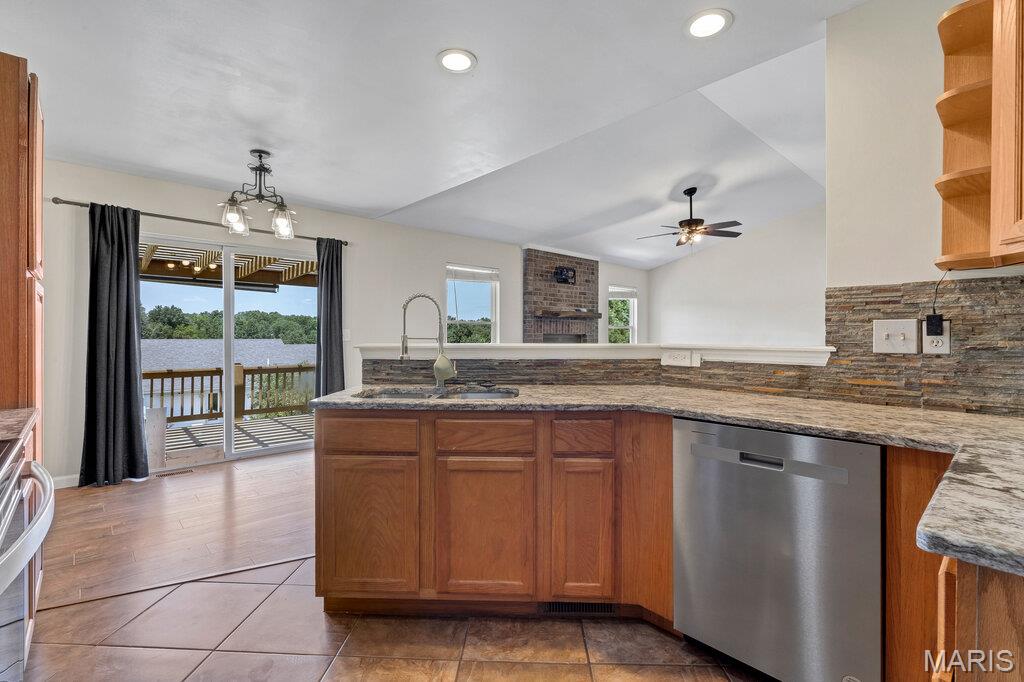 Homes for sale in Warrenton, MO | 907 Sherwood Dr, Warrenton, MO 63383 | MLS# MIS26045196