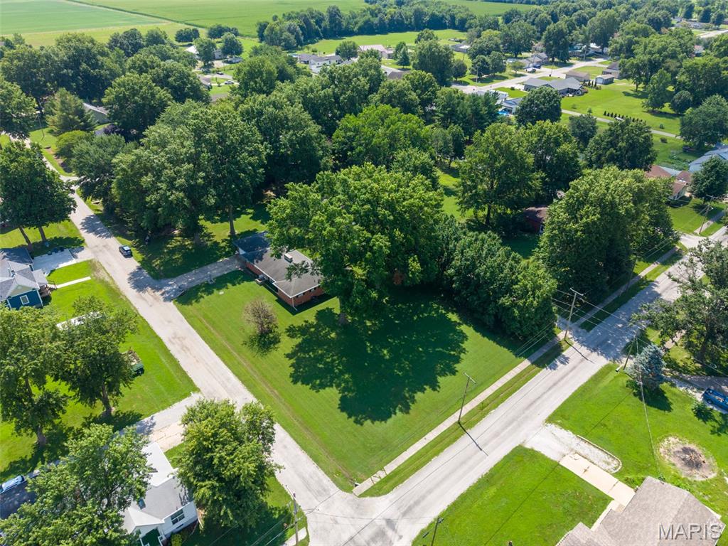 Homes for sale in Mount Olive, IL | 606 E 2Nd South St, Mount Olive, IL 62069 | MLS# MIS26045223