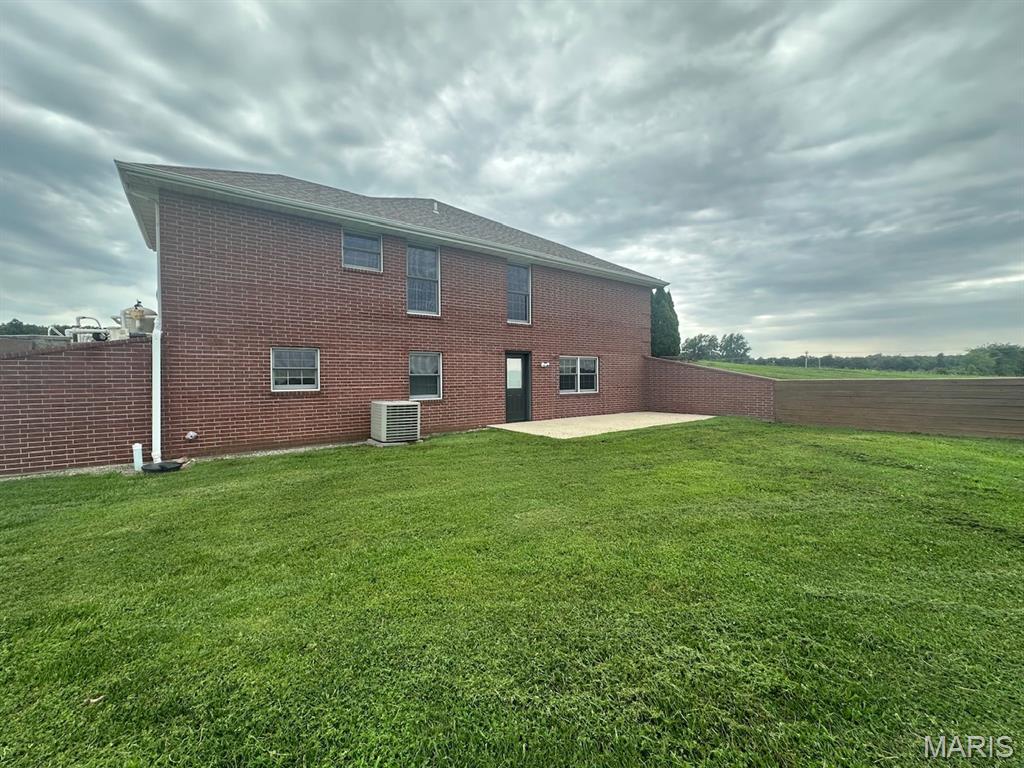 4th image of 21880 Hwy B 2, Lebanon, MO 65536 | MLS# MIS26045235