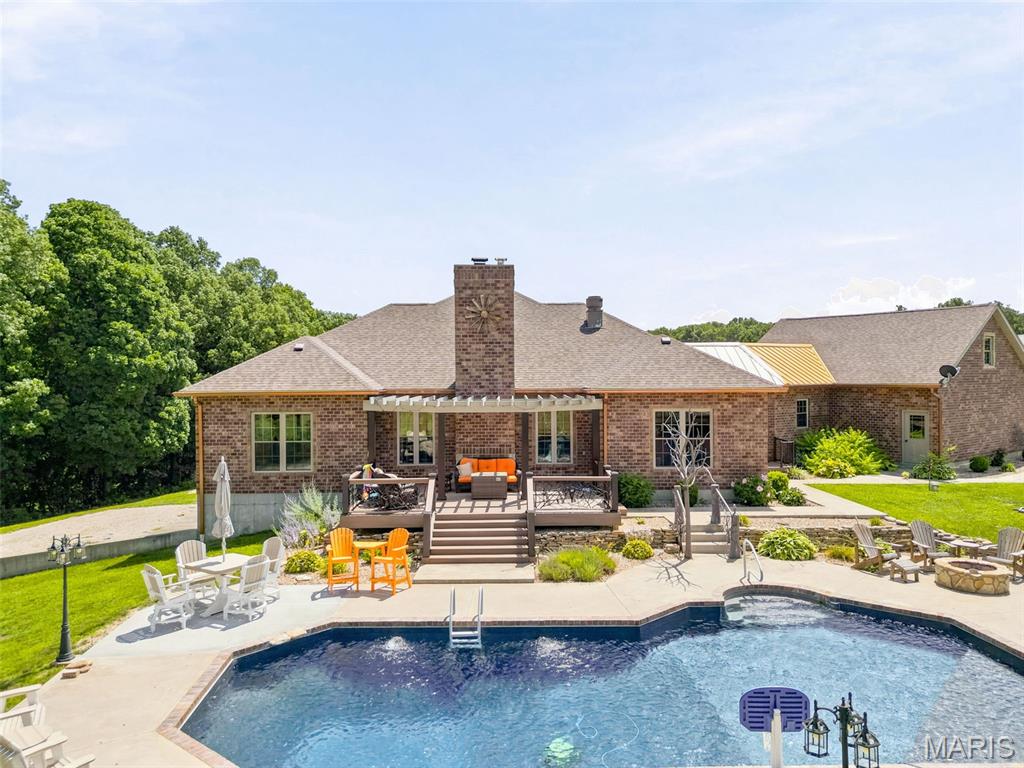 Homes for sale in Owensville, MO | 4179 Hwy Ee, Owensville, MO 65066 | MLS# MIS26045249