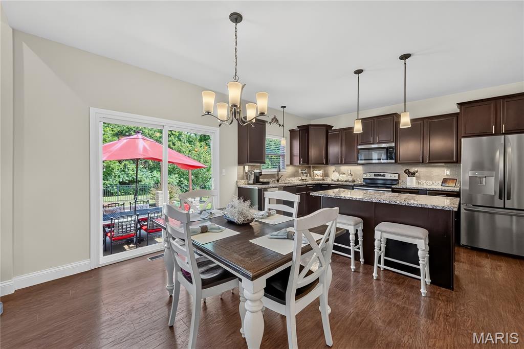 5th image of 1809 Barclay Trail Dr, Wentzville, MO 63385 | MLS# MIS26045329