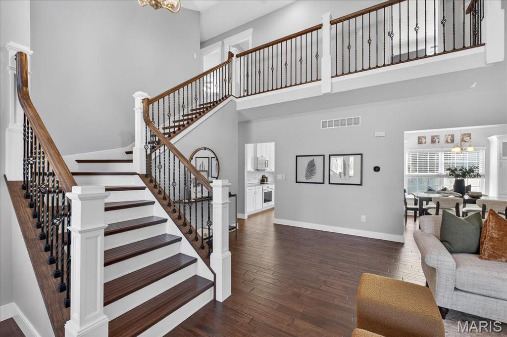 3rd image of 537 Sgt Pepper Dr, St Peters, MO 63376 | MLS# MIS26045363