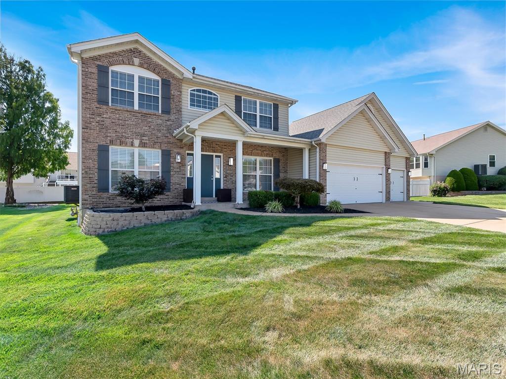 1st image of 605 Castlebrook Dr, Saint Peters, MO 63376 | MLS# MIS26045388