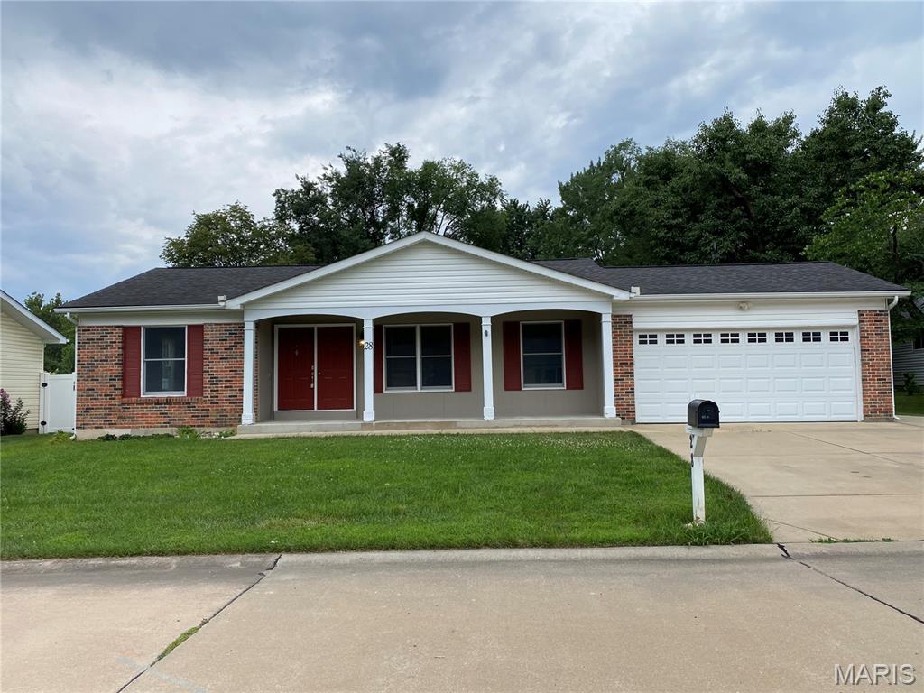 1st image of 28 Countrywood Dr, Saint Peters, MO 63376 | MLS# MIS26045410