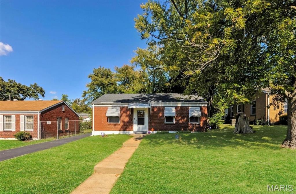 Homes for sale in Pagedale, MO | 7217 Mallard Dr, Pagedale, MO 63133 | MLS# MIS26045425