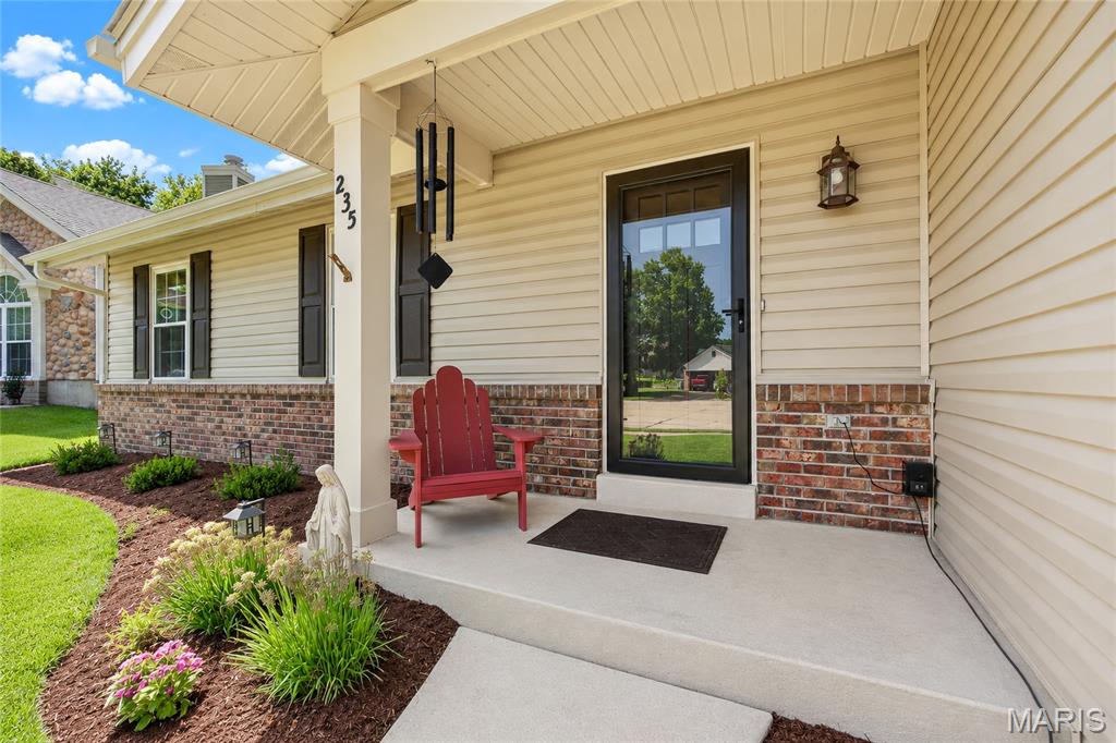 2nd image of 235 Surrey Ct, O Fallon, MO 63366 | MLS# MIS26045476