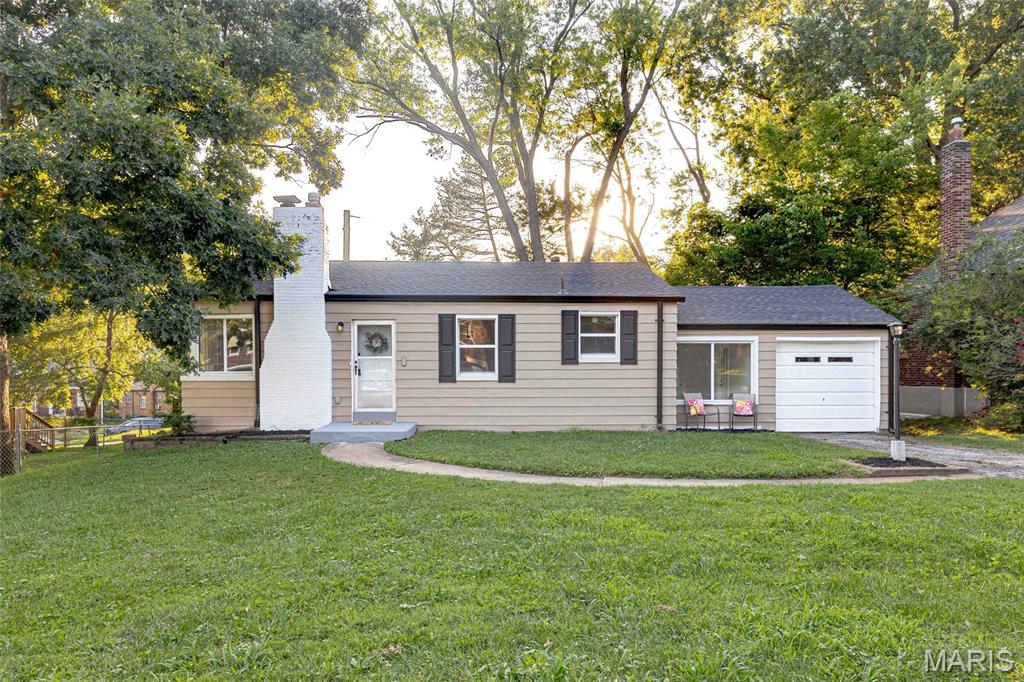 Homes for sale in St John, MO | 3709 Eminence Blvd, St John, MO 63114 | MLS# MIS26045484