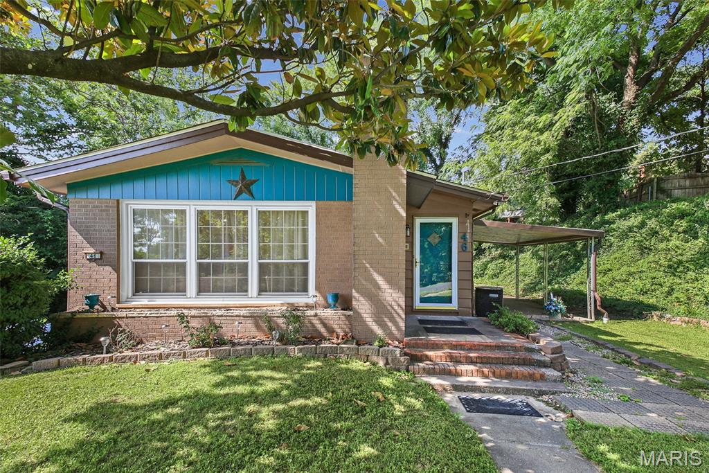 Homes for sale in Collinsville, IL | 46 Grandview Dr, Collinsville, IL 62234 | MLS# MIS26045538