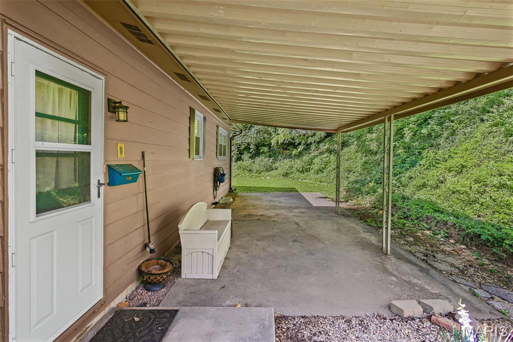 Homes for sale in Collinsville, IL | 46 Grandview Dr, Collinsville, IL 62234 | MLS# MIS26045538
