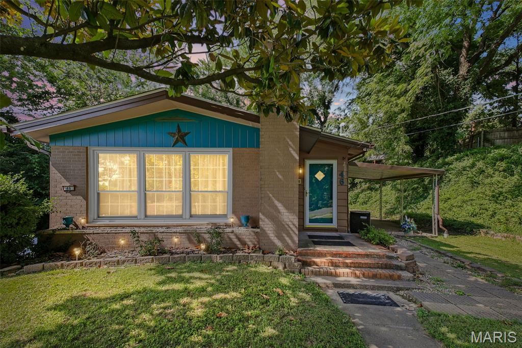 Homes for sale in Collinsville, IL | 46 Grandview Dr, Collinsville, IL 62234 | MLS# MIS26045538