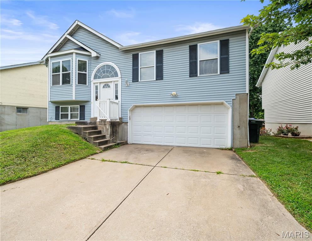 3rd image of 1739 Knoll Ter, St Peters, MO 63376 | MLS# MIS26045553