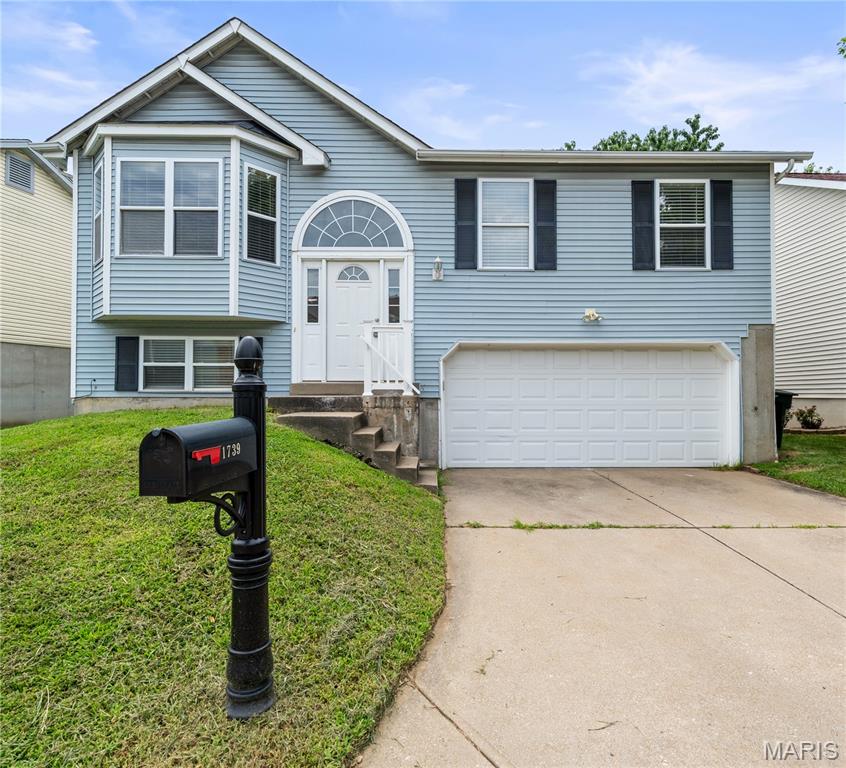 1st image of 1739 Knoll Ter, St Peters, MO 63376 | MLS# MIS26045553