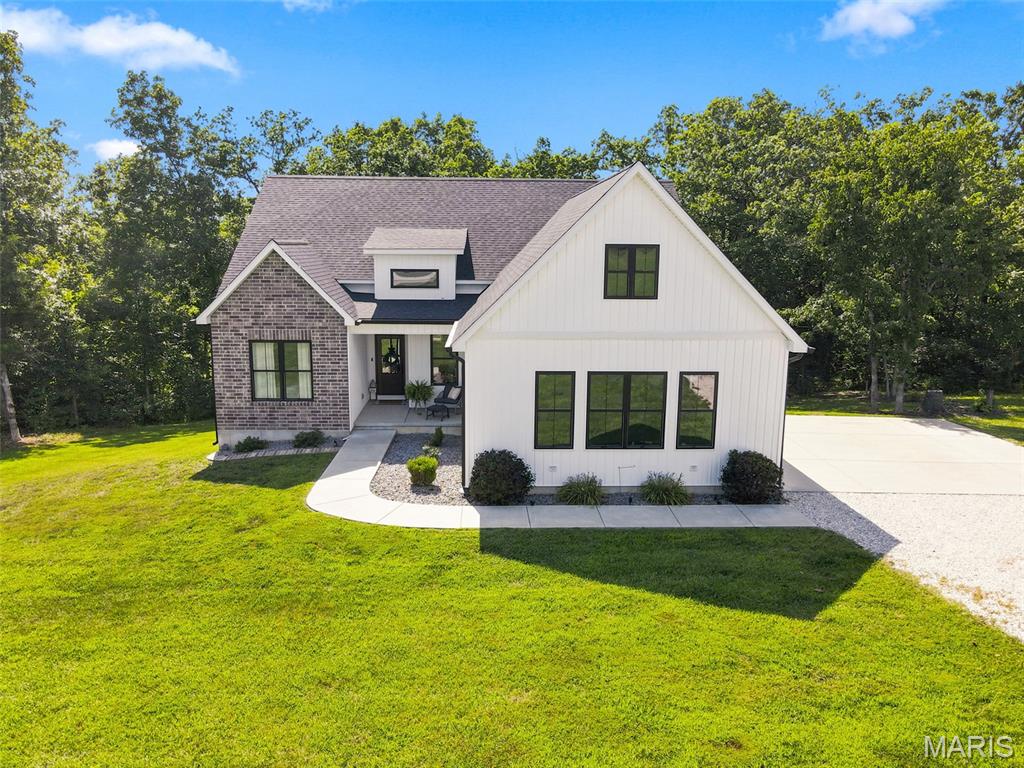 1st image of 1 Greenview Ct, Unincorporated, MO 63379 | MLS# MIS26045558