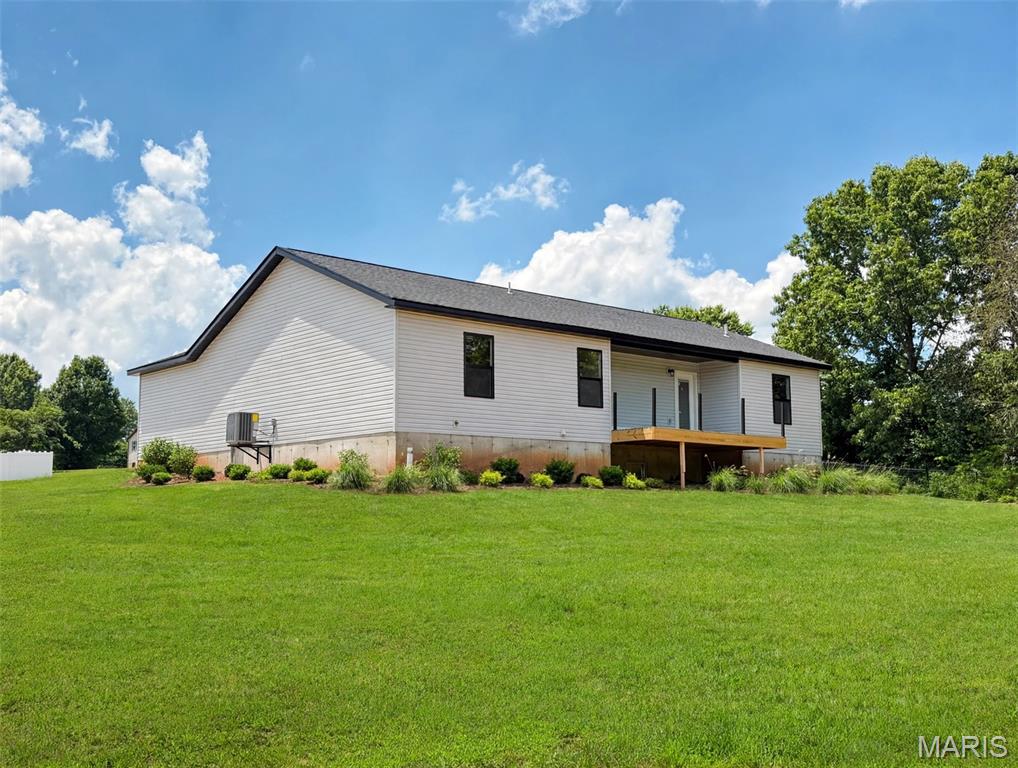 13th image of 207 Willow Dr, Union, MO 63084 | MLS# MIS26045589