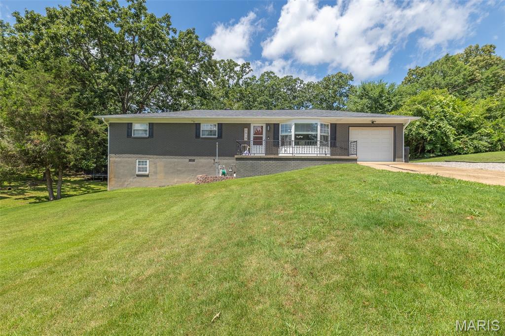 1st image of 2519 W Avondale St, Poplar Bluff, MO 63901 | MLS# MIS26045603