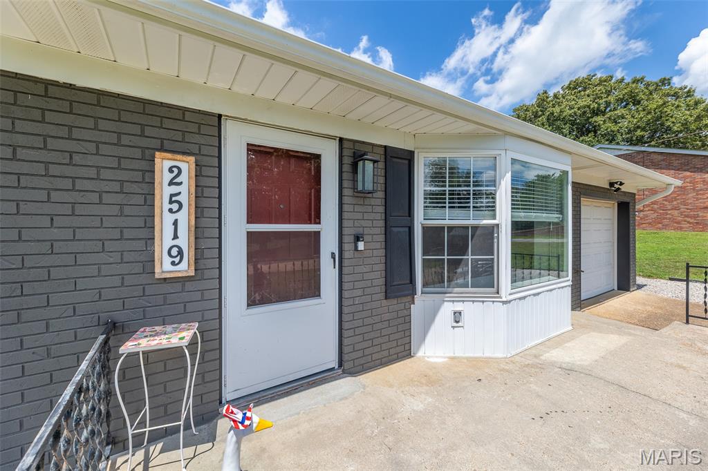 3rd image of 2519 W Avondale St, Poplar Bluff, MO 63901 | MLS# MIS26045603