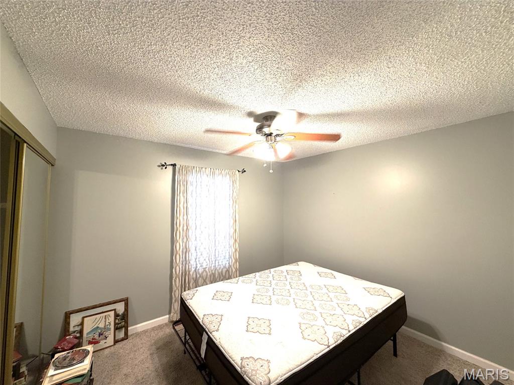 2nd image of 790 Delray Dr, St Peters, MO 63376