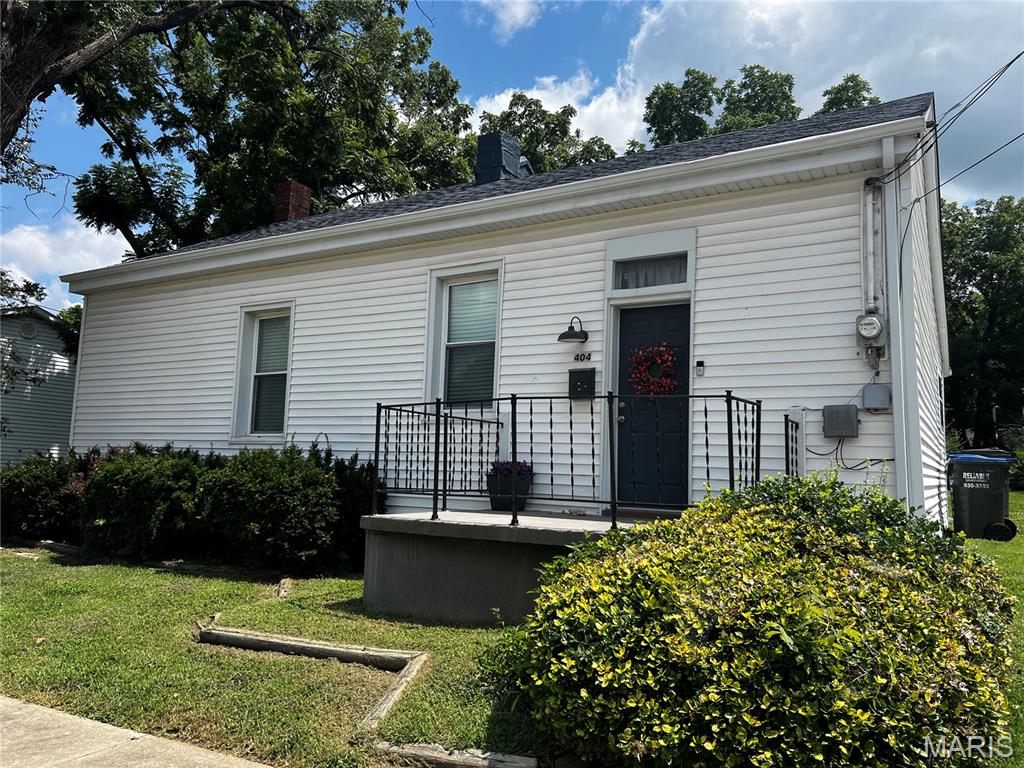 Homes for sale in Waterloo, IL | 404 S Main St, Waterloo, IL 62298 | MLS# MIS26045645