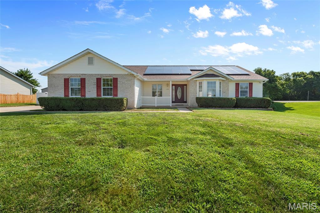 Homes for sale in Valmeyer, IL | 100 Willow Rdg, Valmeyer, IL 62295 | MLS# MIS26045668