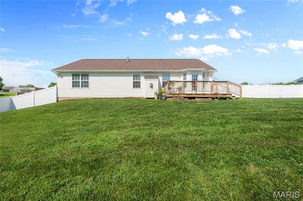 Homes for sale in Valmeyer, IL | 100 Willow Rdg, Valmeyer, IL 62295 | MLS# MIS26045668