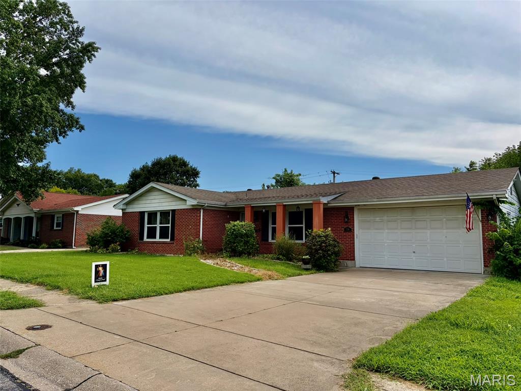 2nd image of 2701 Headland Dr, Saint Charles, MO 63301 | MLS# MIS26045694
