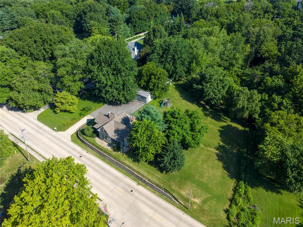 Homes for sale in Glen Carbon, IL | 683 Glen Crossing Rd, Glen Carbon, IL 62034 | MLS# MIS26045735