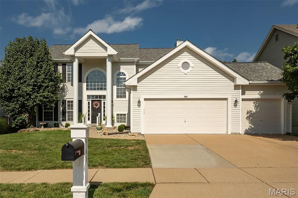2nd image of 565 Vista Hills Ct, Eureka, MO 63025 | MLS# MIS26045752