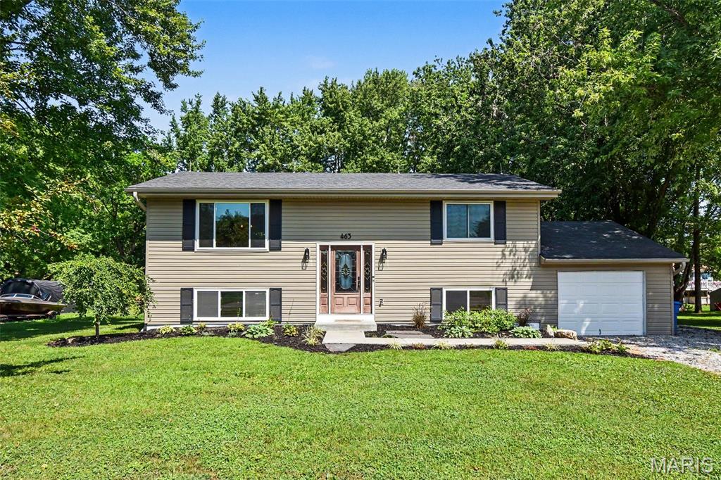 Homes for sale in Edwardsville, IL | 463 Tamarach Dr, Edwardsville, IL 62025 | MLS# MIS26045766