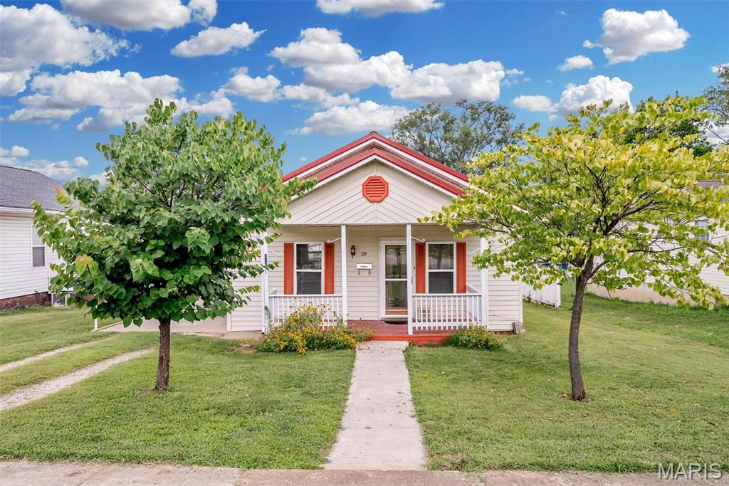 1st image of 803 N Grant St, Desloge, MO 63601 | MLS# MIS26045817