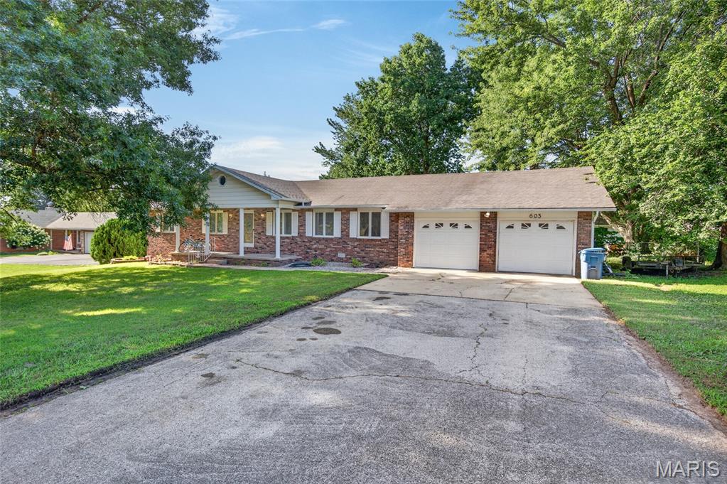 2nd image of 603 Birchbark Ln, Lebanon, MO 65536 | MLS# MIS26045830