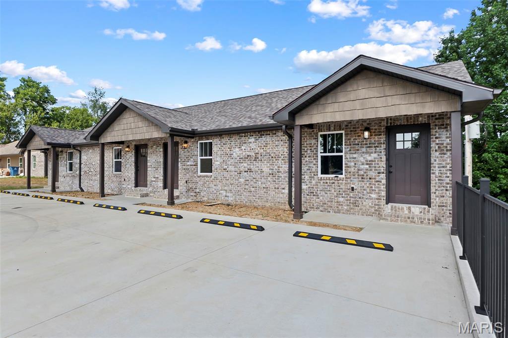 3rd image of 235 Cedar Cir, Jackson, MO 63755 | MLS# MIS26045836