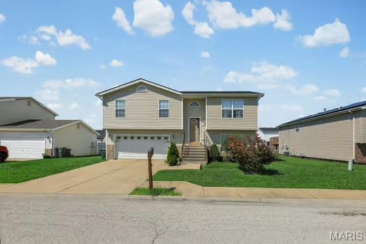 1st image of 423 Carter Dr, Dupo, IL 62239 | MLS# MIS26045905