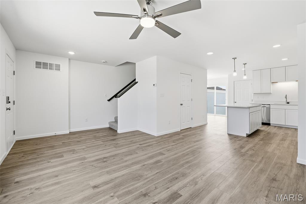 3rd image of 162 Sunset Terrace Dr, Wentzville, MO 63385 | MLS# MIS26045907