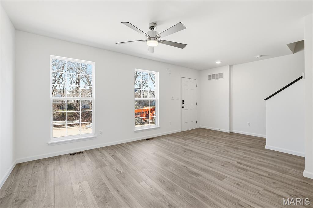 4th image of 162 Sunset Terrace Dr, Wentzville, MO 63385 | MLS# MIS26045907