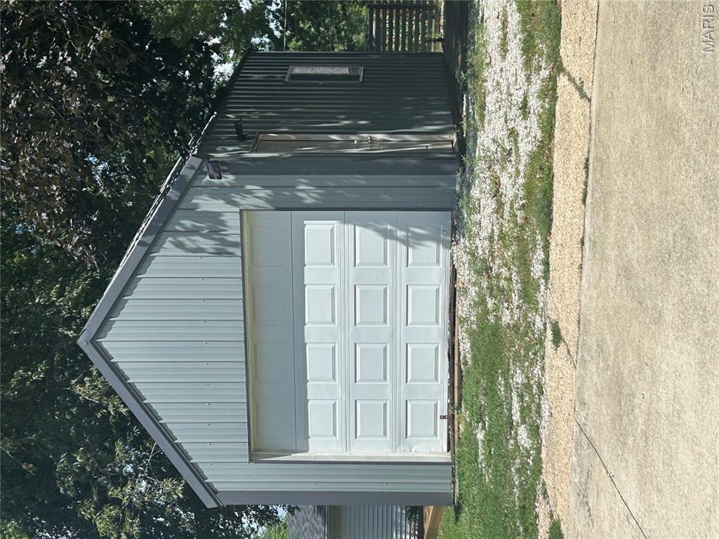 8th image of 205 N 4th St, Vandalia, IL 62471 | MLS# MIS26045920