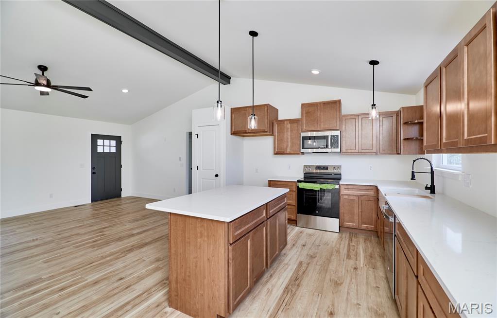Homes for sale in Bowling Green, MO | 19661 Longspur Trl, Bowling Green, MO 63334 | MLS# MIS26045939