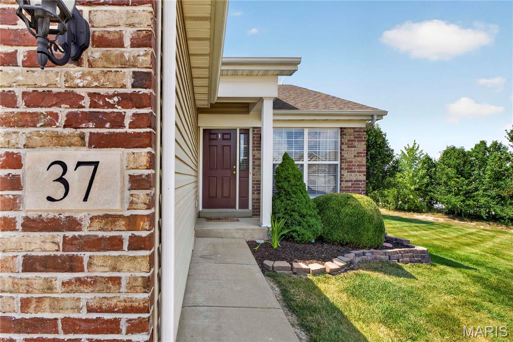 2nd image of 37 Sommer Circle Dr, O'fallon, MO 63368 | MLS# MIS26045993