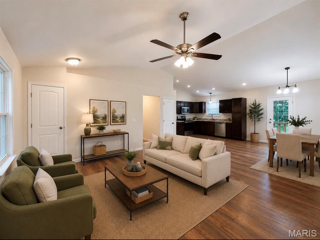 2nd image of 807 Navajo Trl, Warrenton, MO 63383 | MLS# MIS26046000