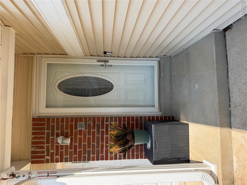 3rd image of 537 Treetop Village, Ballwin, MO 63021 | MLS# MIS26046007
