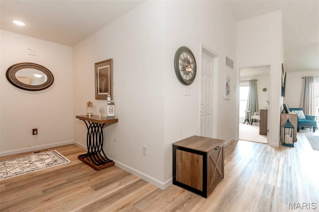 4th image of 1009 Black Bear Dr, House Springs, MO 63051 | MLS# MIS26046043