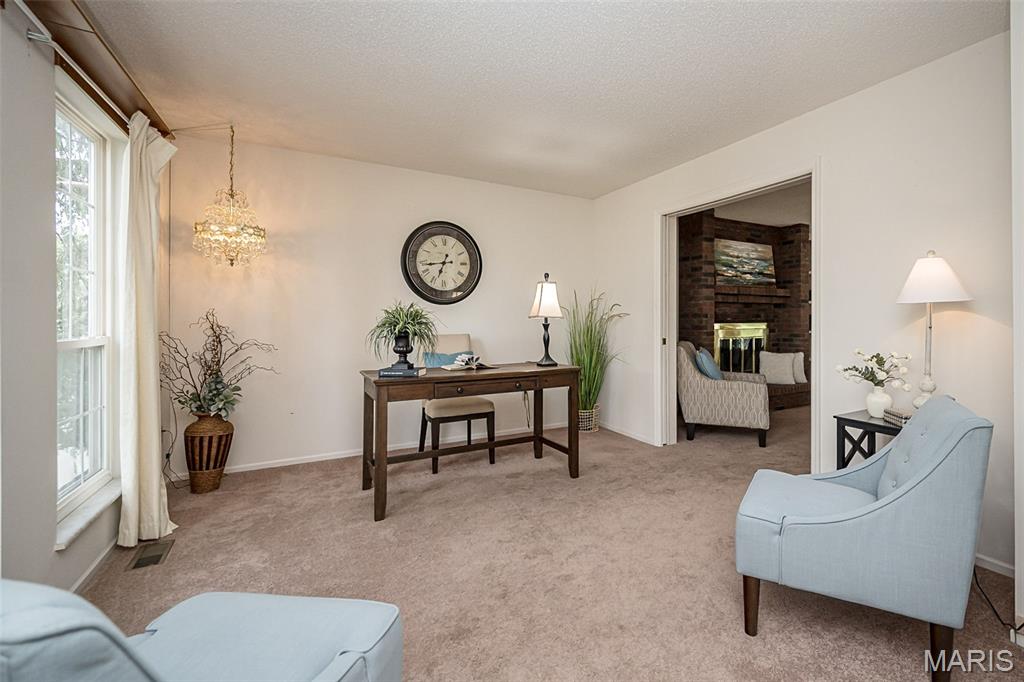 4th image of 14 Ludwigs Oak Ct, Saint Charles, MO 63303 | MLS# MIS26046071