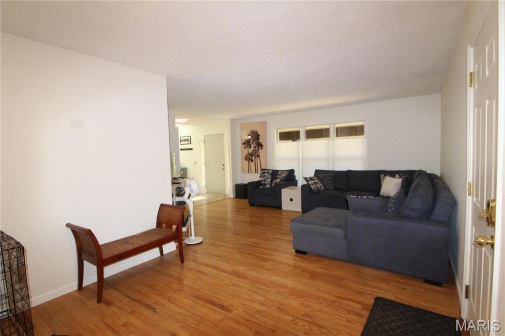 image of 2830 Springridge Dr, Saint Louis, MO 63129 | MLS# MIS26046075