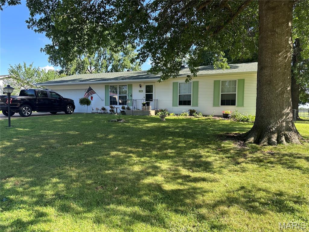 Homes for sale in Owensville, MO | 1786 Southridge Ln, Owensville, MO 65066 | MLS# MIS26046086