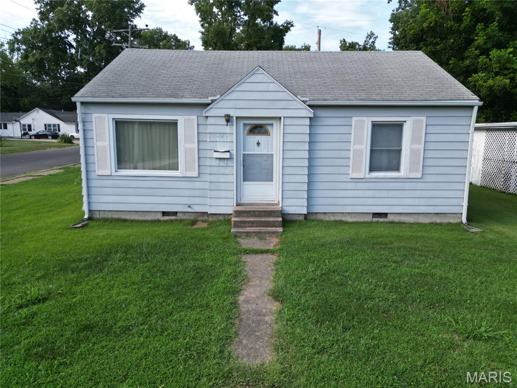 Homes for sale in Mexico, MO | 827 Yale St, Mexico, MO 65265 | MLS# MIS26046088