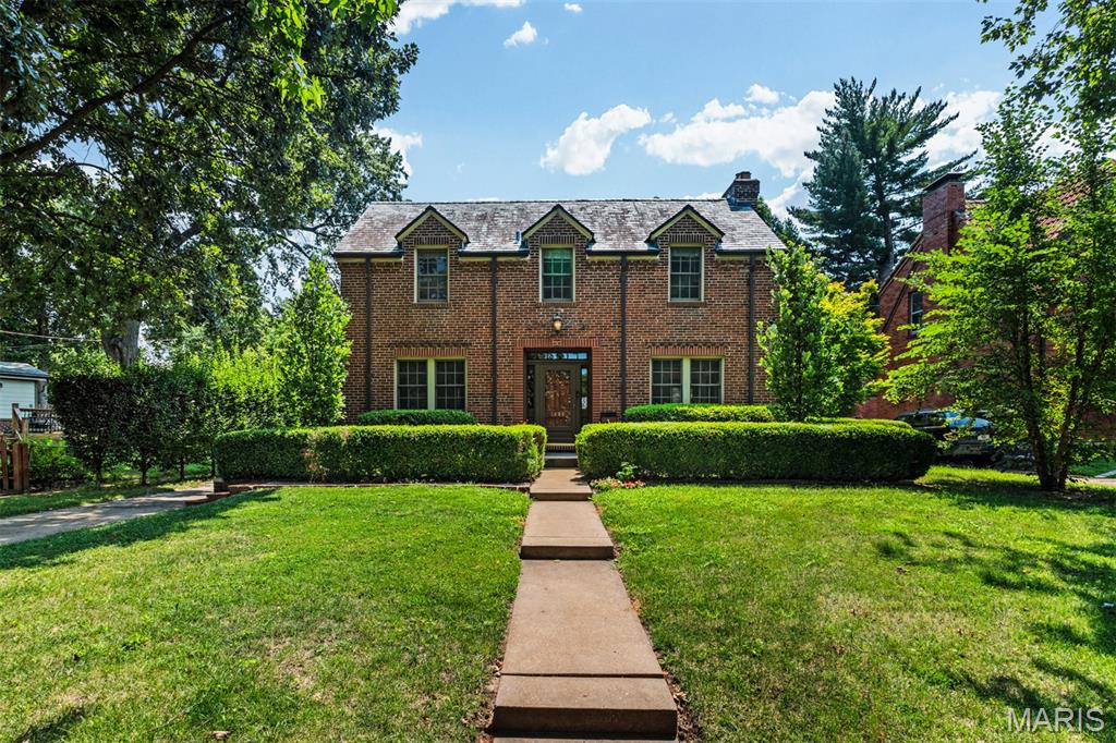 2nd image of 7400 Warwick Dr, Pasadena Hills, MO 63121 | MLS# MIS26046099