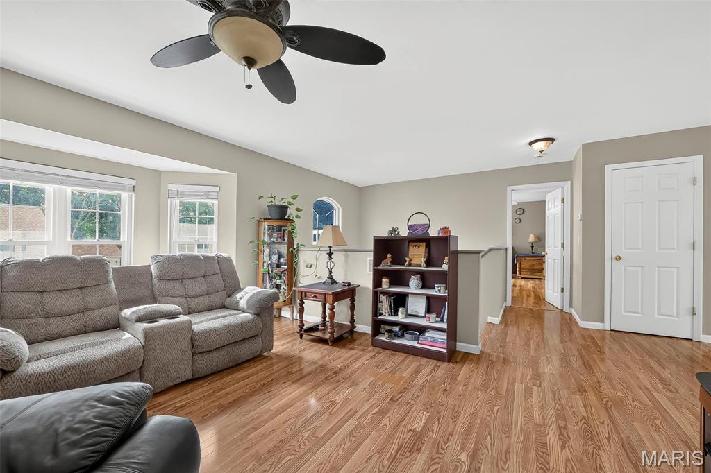 4th image of 1040 Wrigley Cir, Warrenton, MO 63383 | MLS# MIS26046101