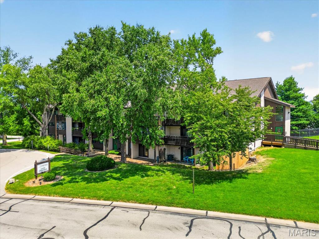 4th image of 1380 Heritage Lndg, St. Charles, MO 63303
